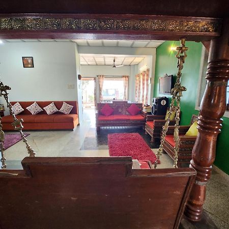 Junglee Nest Holiday Home & Huts มหาบาเลชวาร์ ภายนอก รูปภาพ