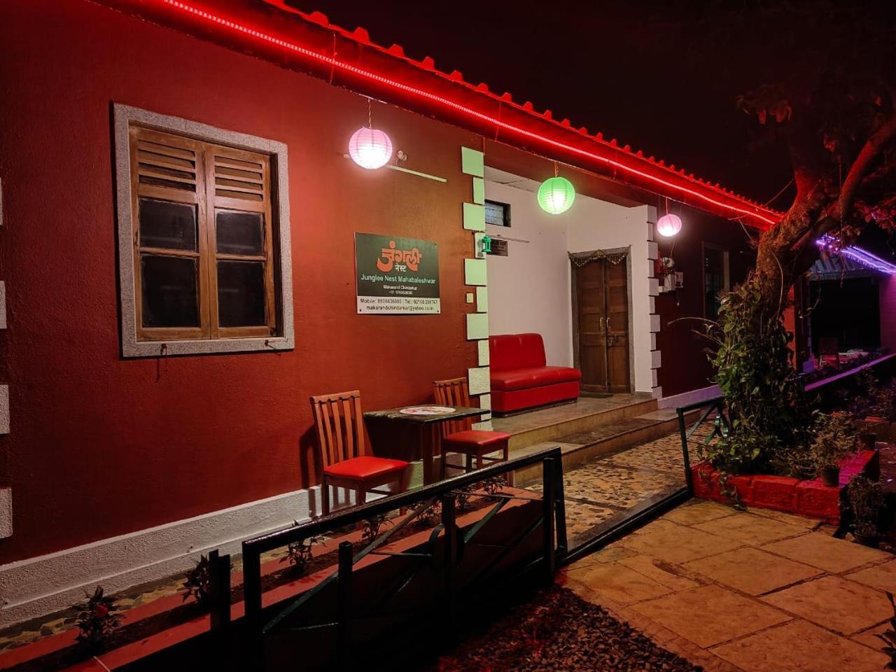 Junglee Nest Holiday Home & Huts มหาบาเลชวาร์ ภายนอก รูปภาพ