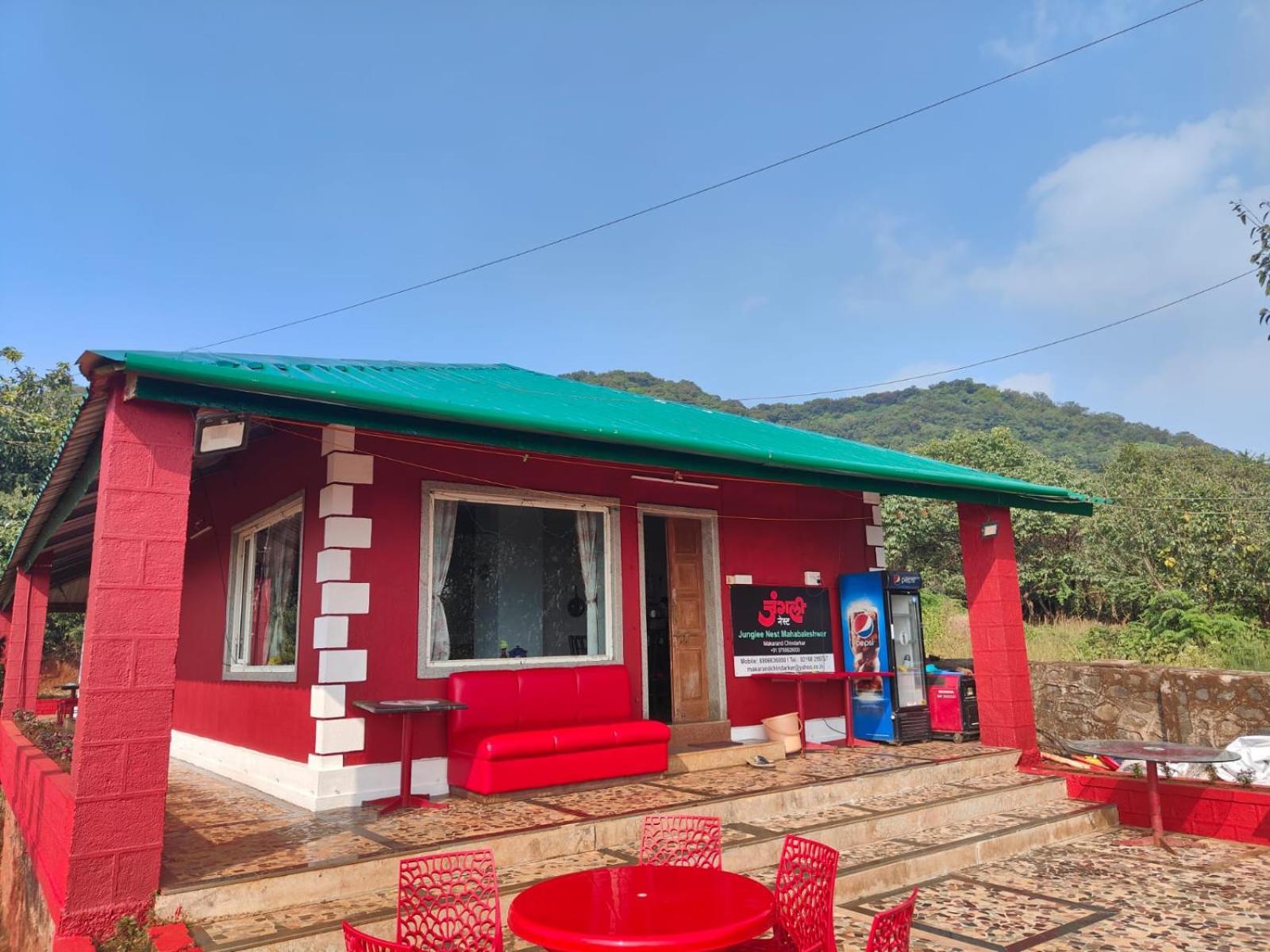 Junglee Nest Holiday Home & Huts มหาบาเลชวาร์ ภายนอก รูปภาพ