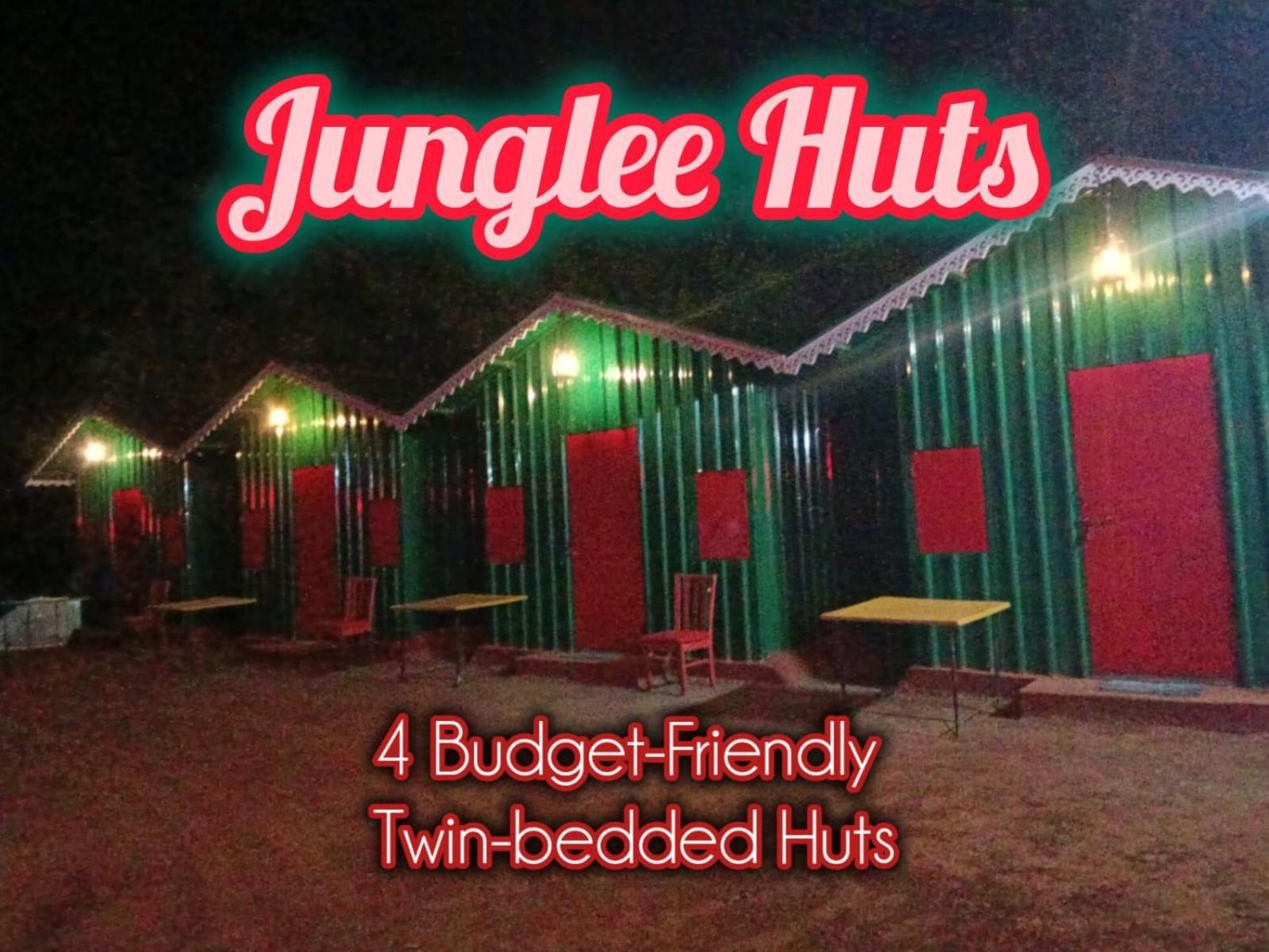 Junglee Nest Holiday Home & Huts มหาบาเลชวาร์ ภายนอก รูปภาพ