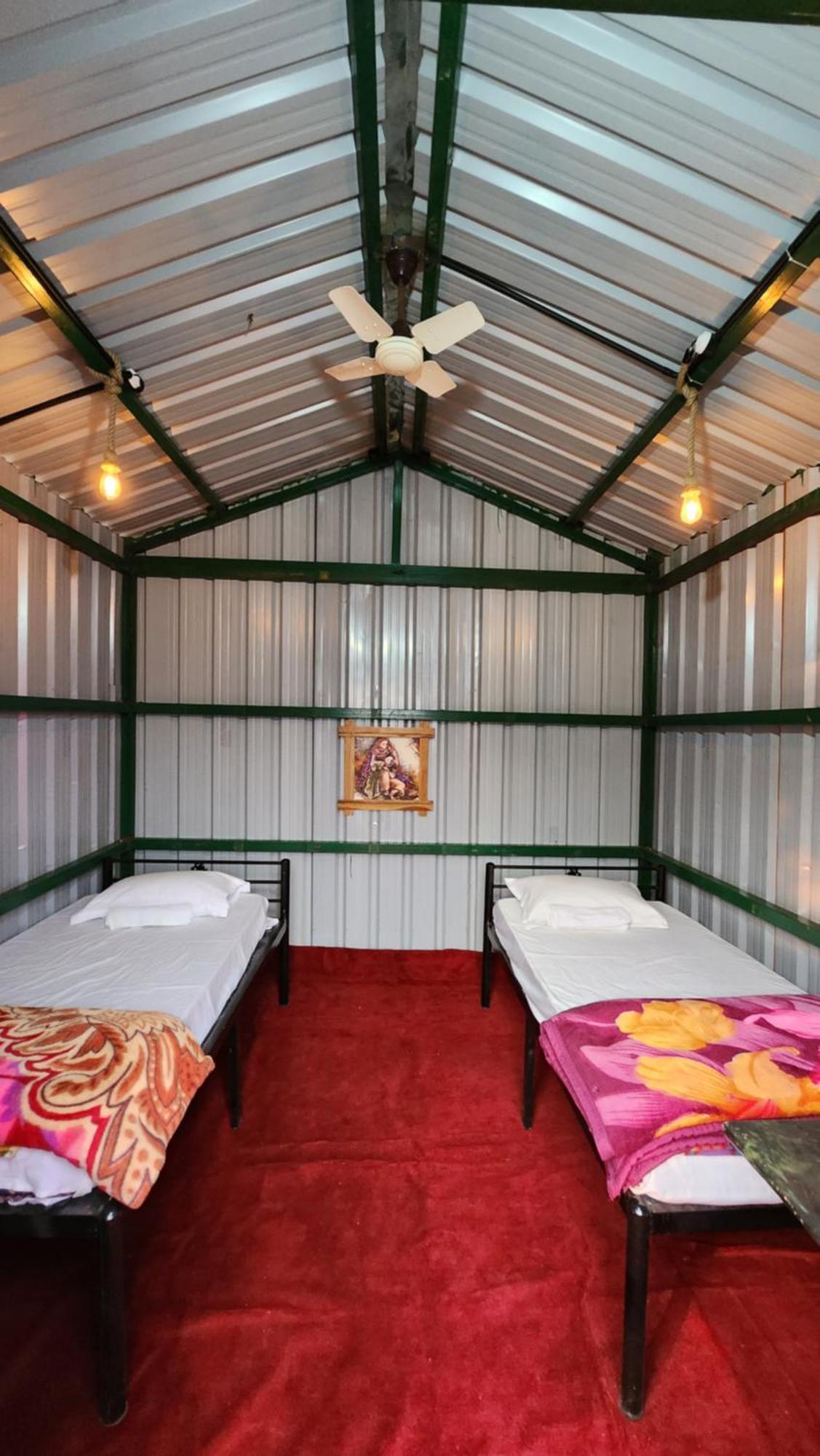 Junglee Nest Holiday Home & Huts มหาบาเลชวาร์ ห้อง รูปภาพ