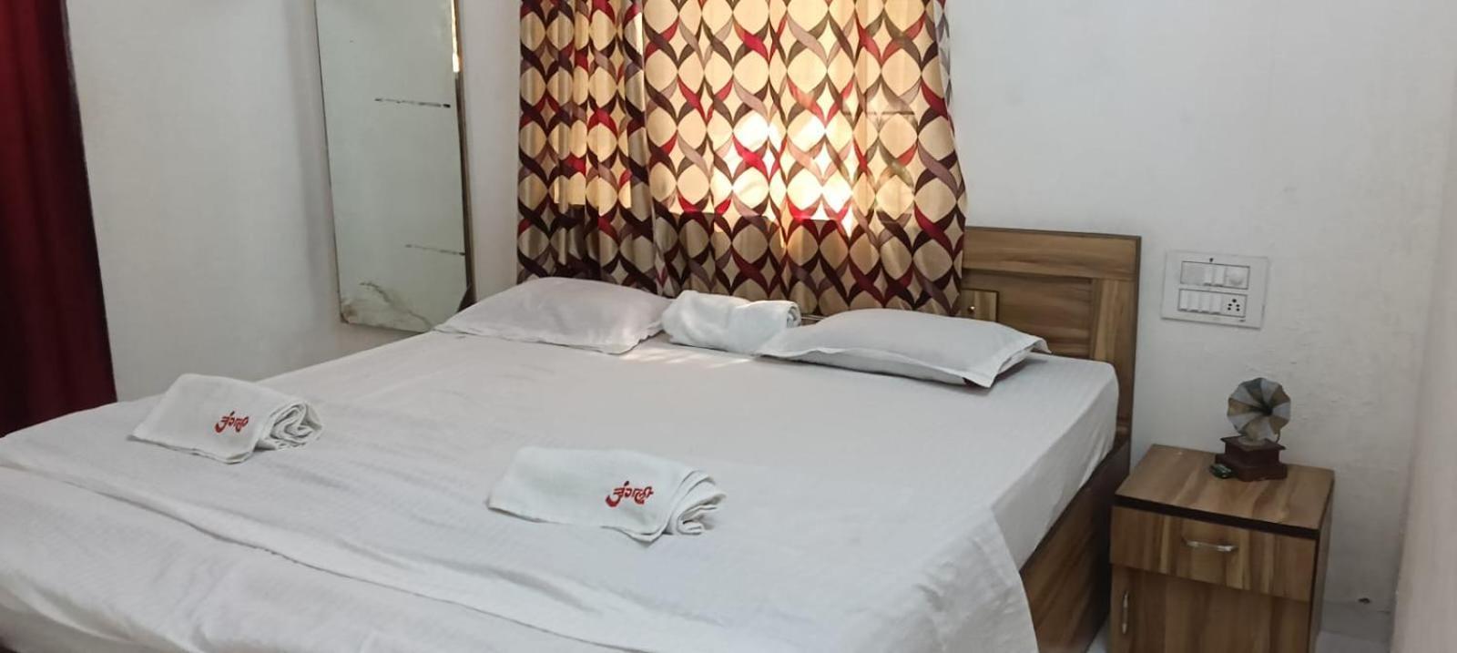 Junglee Nest Holiday Home & Huts มหาบาเลชวาร์ ห้อง รูปภาพ